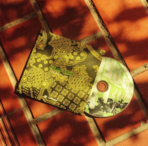 RAJABROOKE / 『AXIAN WIND』CD ＋ BATIK TENUGUI (BLACK&YELLOW) - 画像 (2)