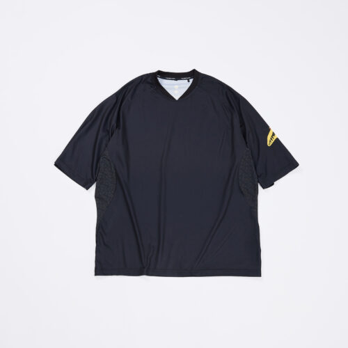 RAJABROOKE / UNIFORM TEE - BLACK