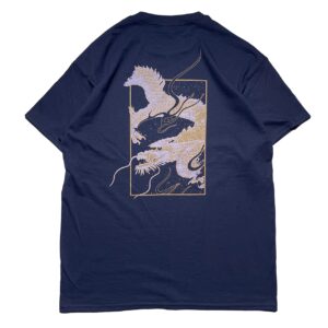 MANWHO / “TATSU” TEE – (ネイビー)