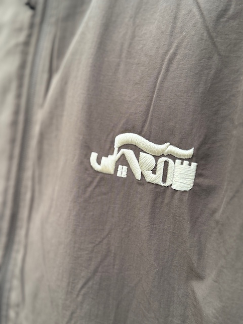 JAROW / Reversible Stand Jacket - Dark Chocolate / Beige - 画像 (4)