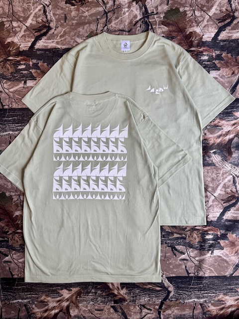 JAROW / KITEN PATTERN S/S TEE – Sage Green - 画像 (4)